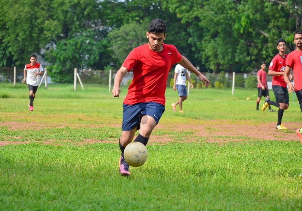 S G M English Medium College of Commerce and Management Vallabh Vidyanagar Sports photo 1